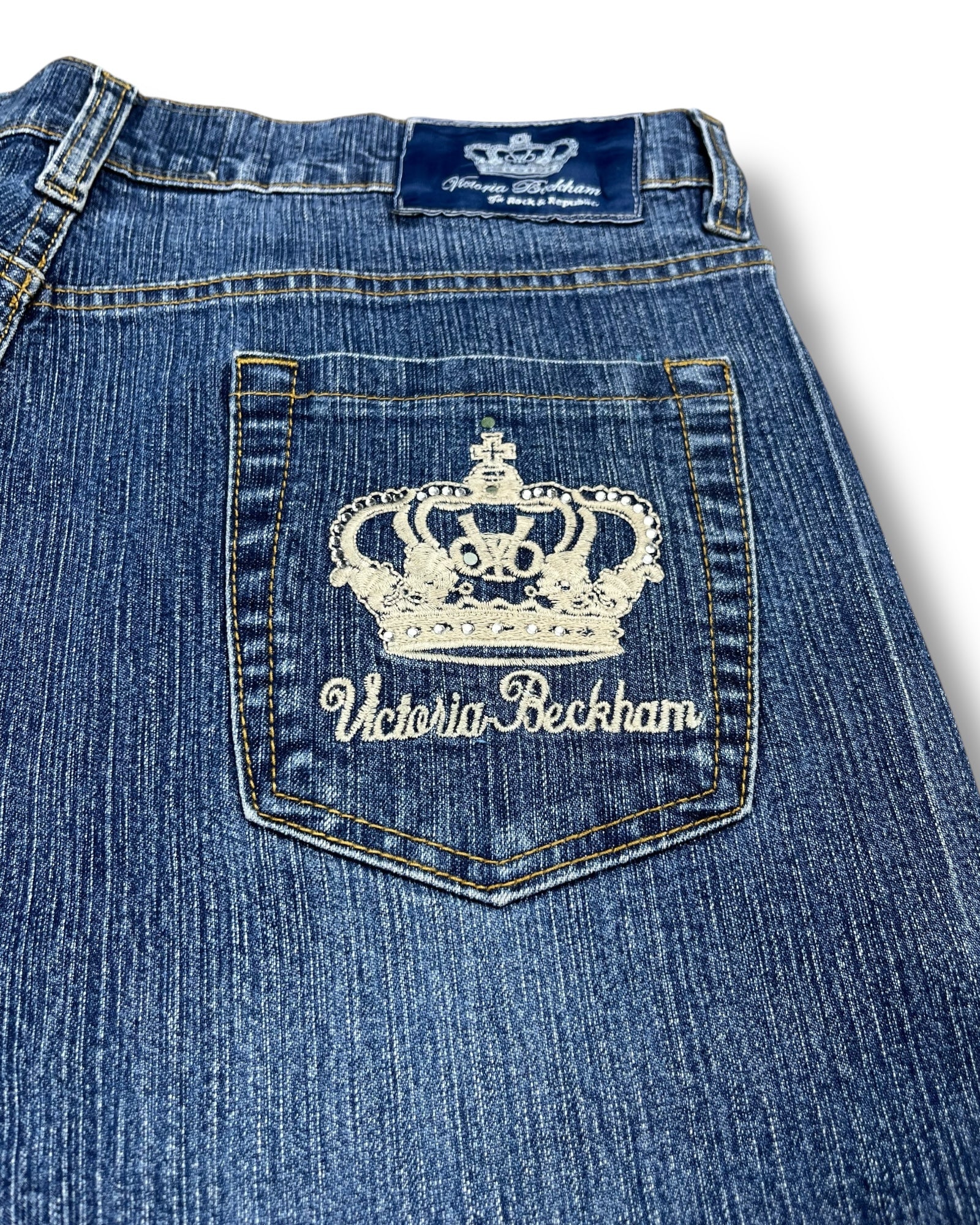 Victoria Beckham Jeans (L)
