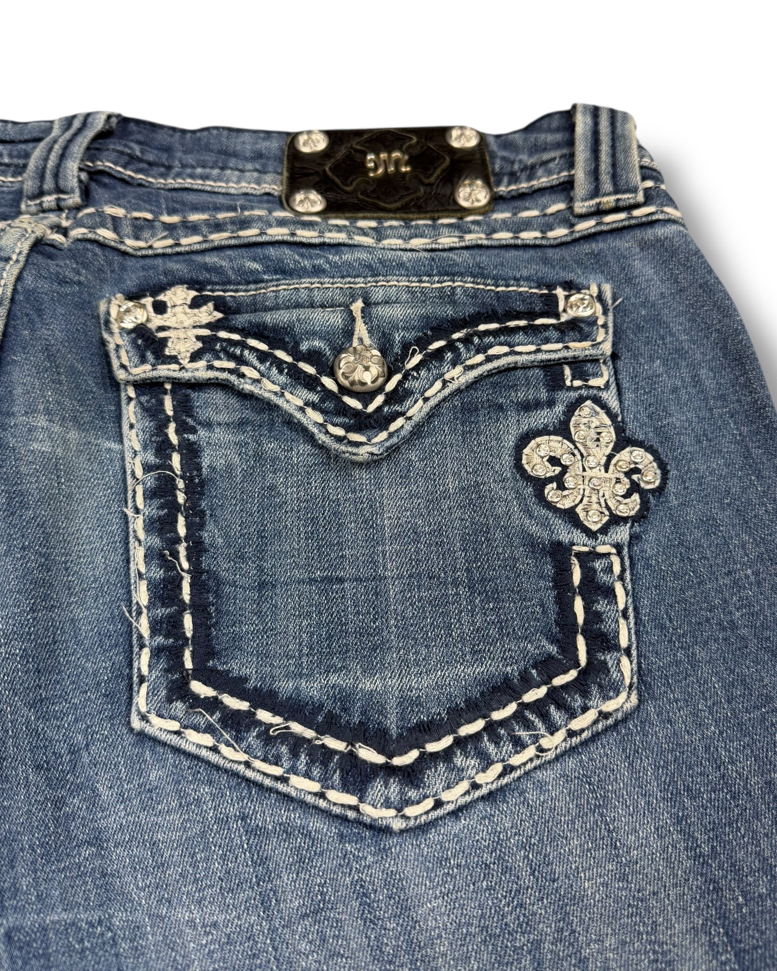 Miss Me Flared Jeans (L)