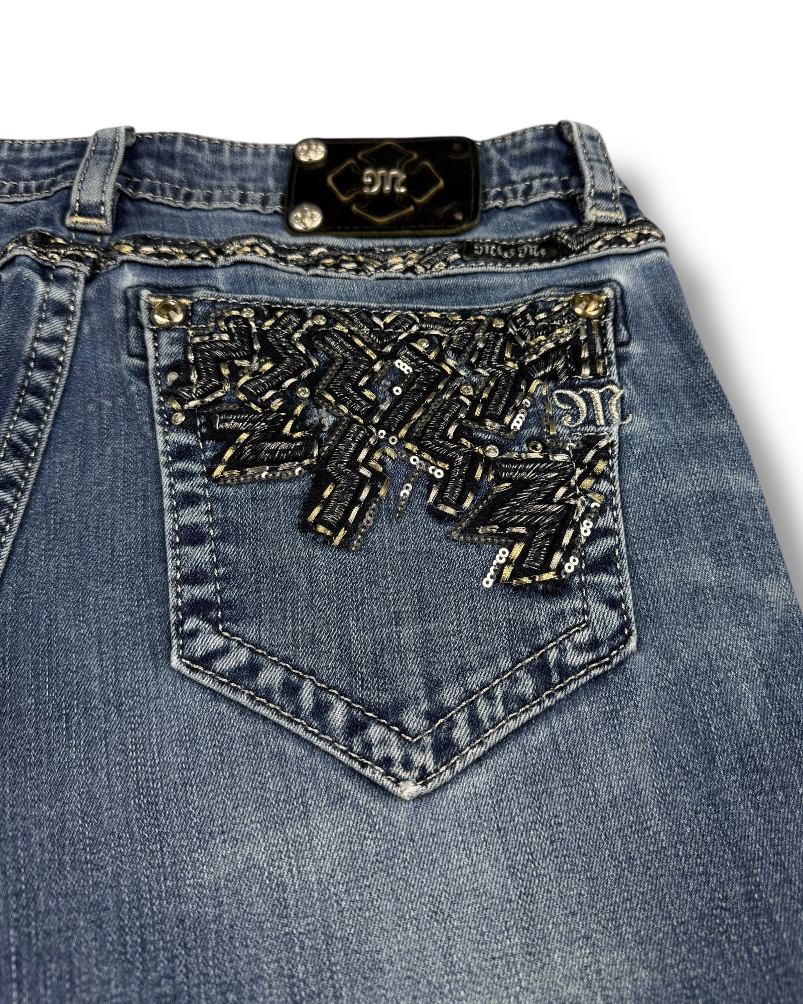 Miss Me Flared Jeans (L)