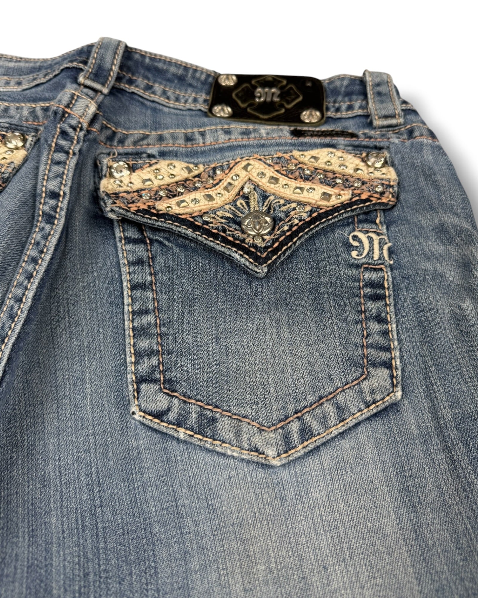 Miss Me Flared Jeans (M)
