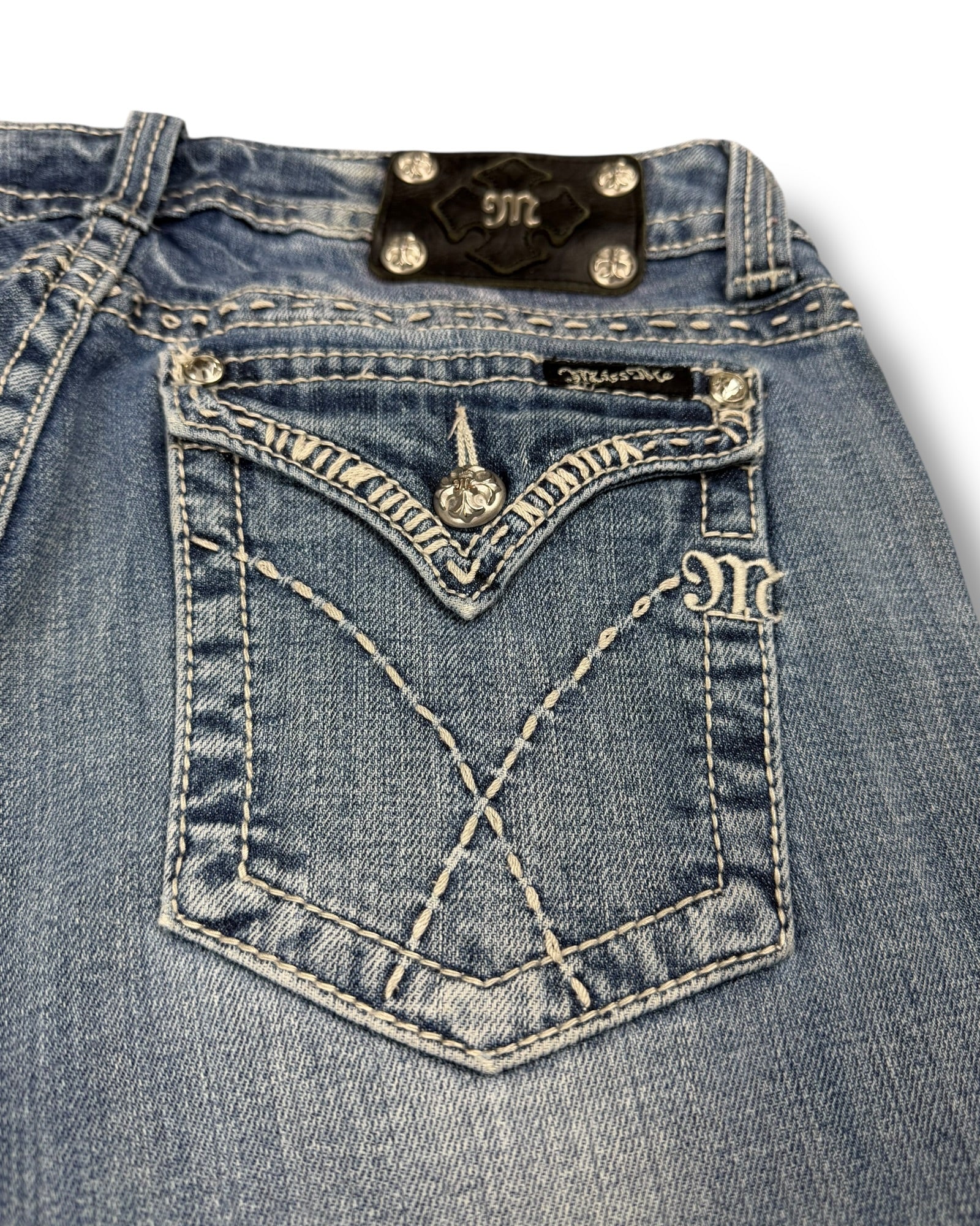 Miss Me Flared Jeans (M)