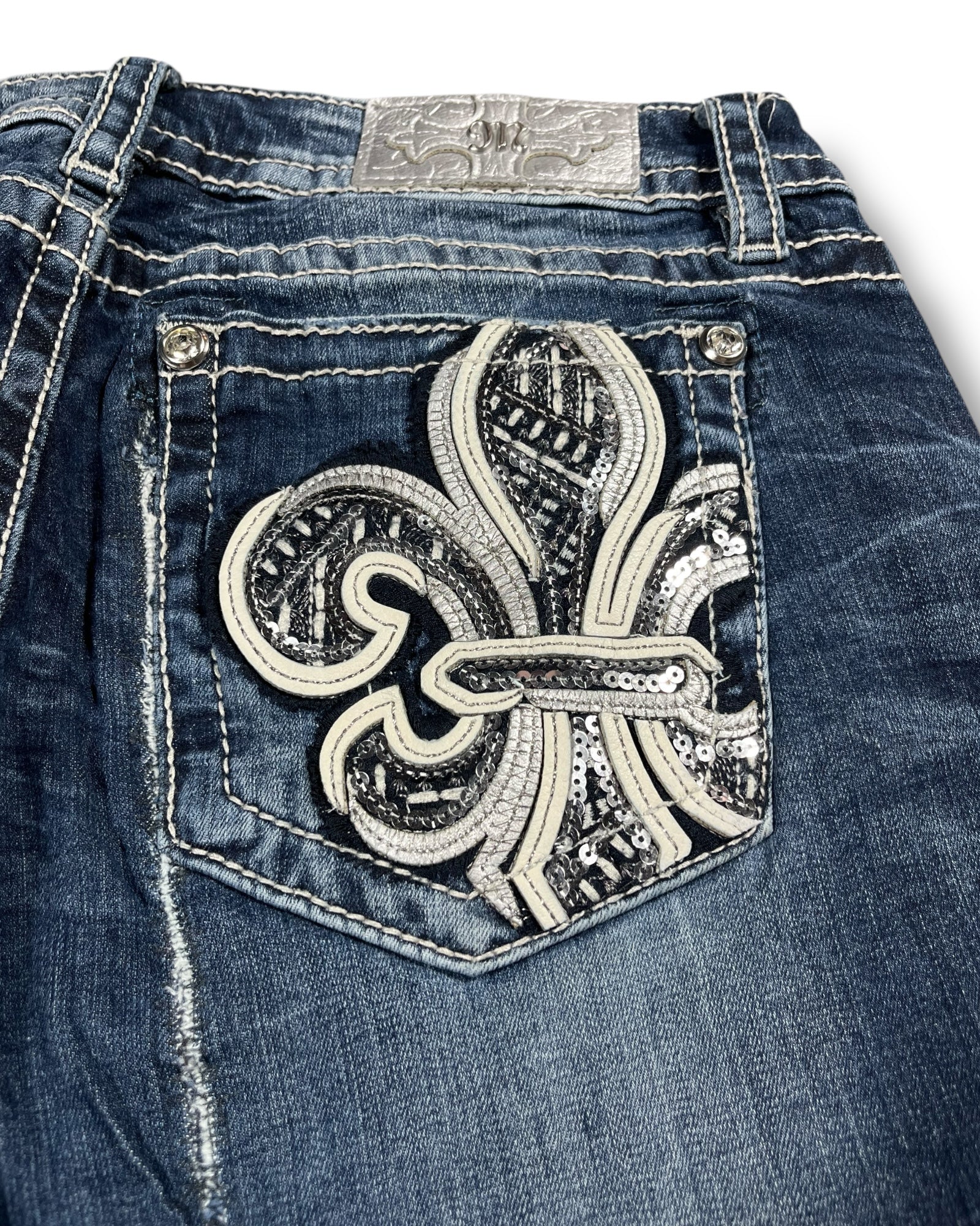 Miss Me Flared Jeans (M)
